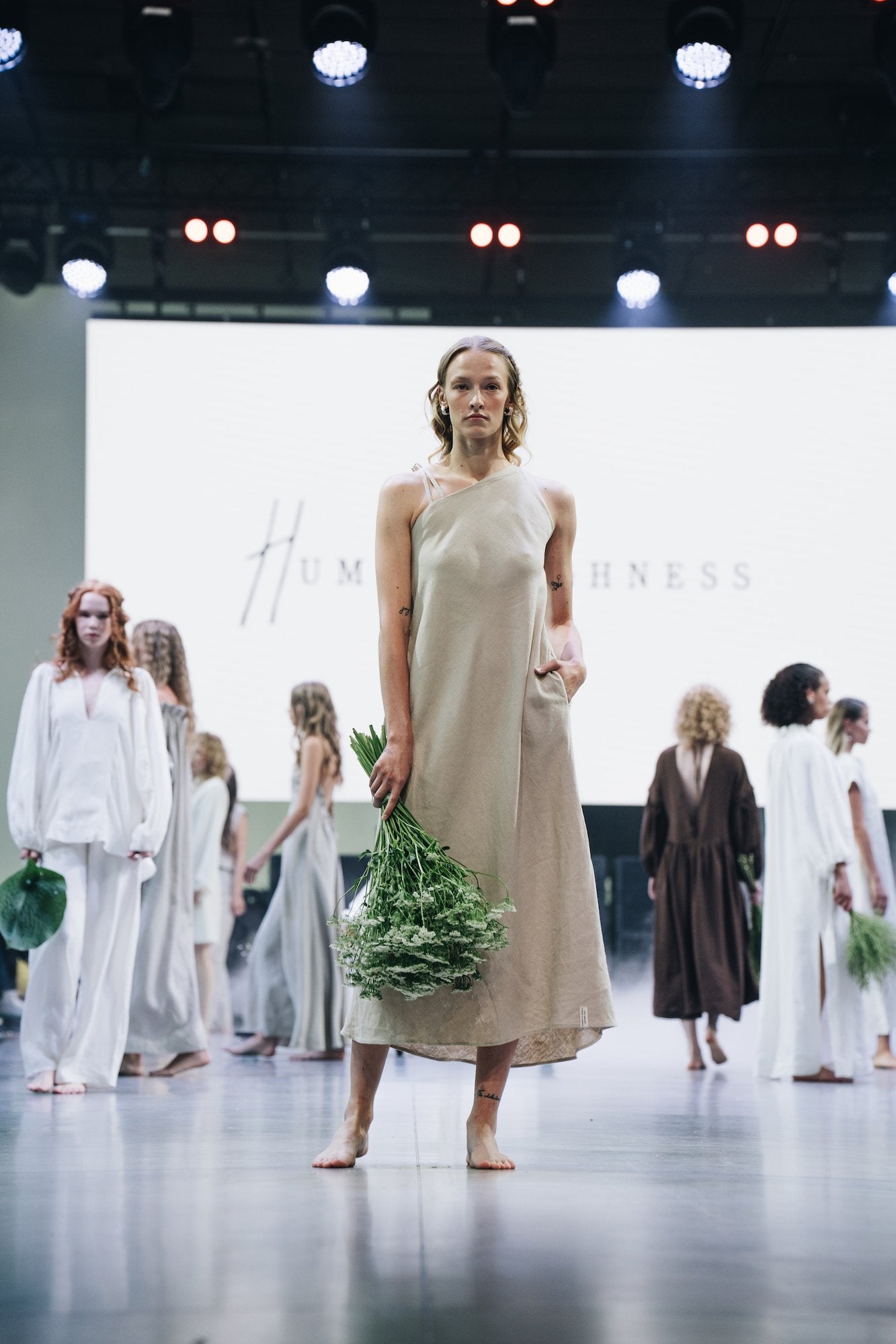 Thais Organic Linen dress