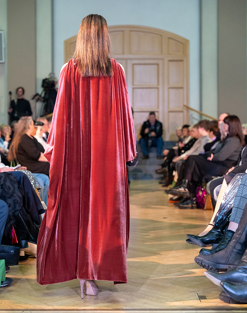cape maxi