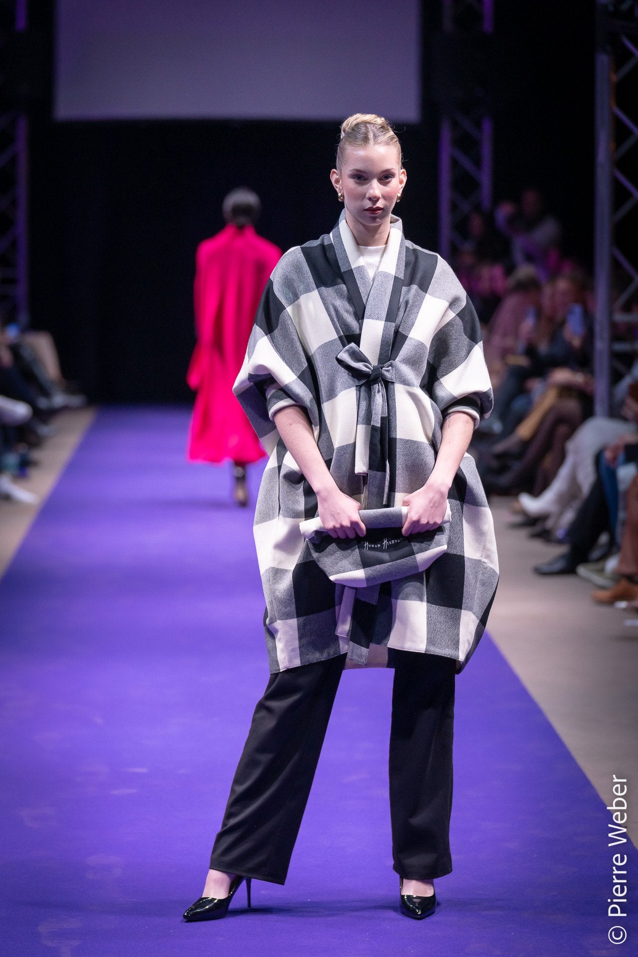 Black and white double-side wool cape